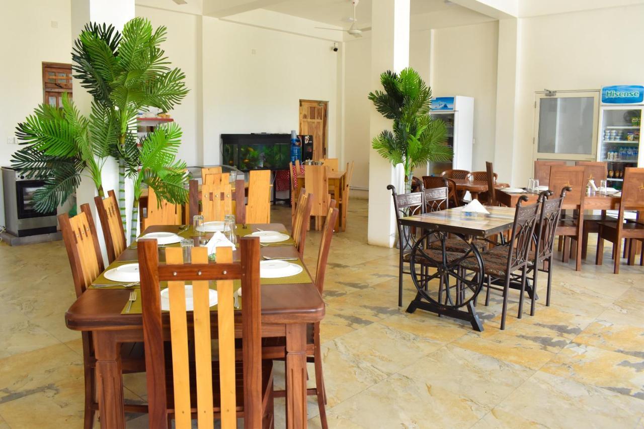 Mallika Resort Trincomalee Extérieur photo